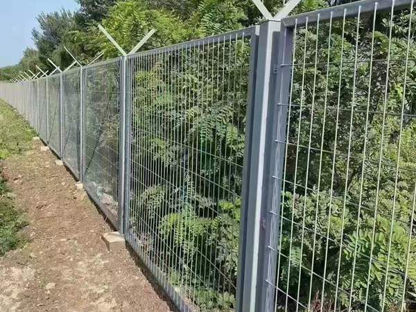 Y型柱护栏网